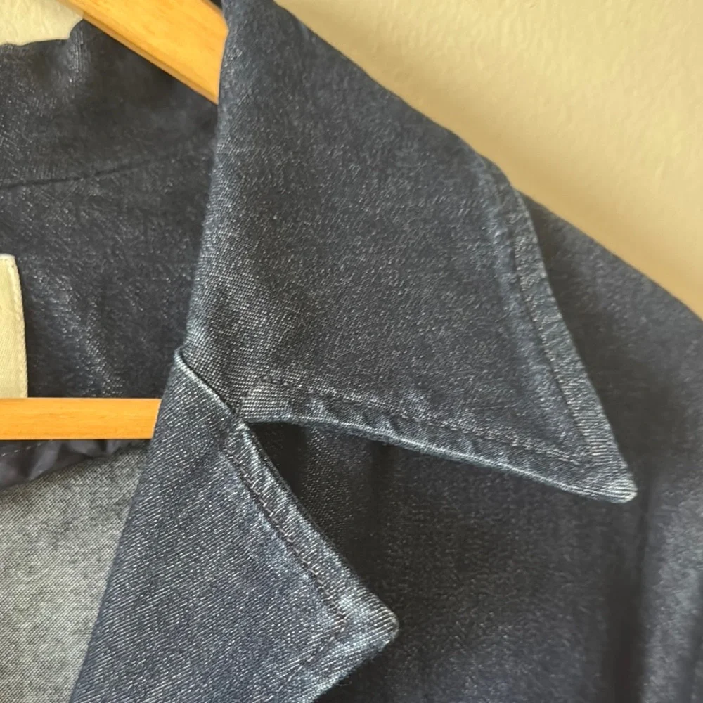 💙🐟🐳🔵Eddie Bauer Blue Jean Jacket Classic Lightweight Design - Picture 10 of 10